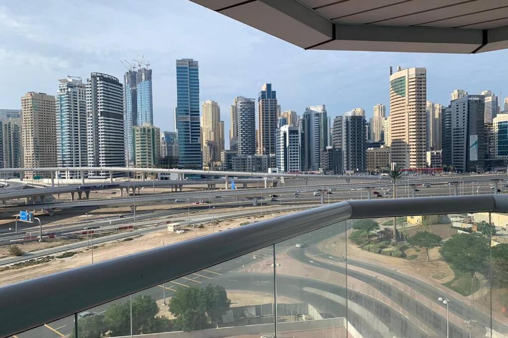 Cozy 2Bhk Near To Dmcc Metro Station -505 Apartment Dubai Luaran gambar